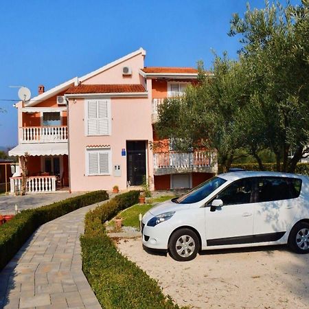 Apartments Darko - 30 M From Beach Sukošan Zewnętrze zdjęcie